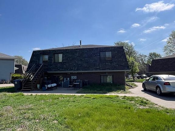 5th image of 103 Glenview Dr