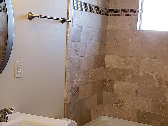 4th image of 6338 Spain St