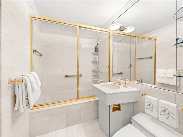 114 East 72nd Street image 14 of 14