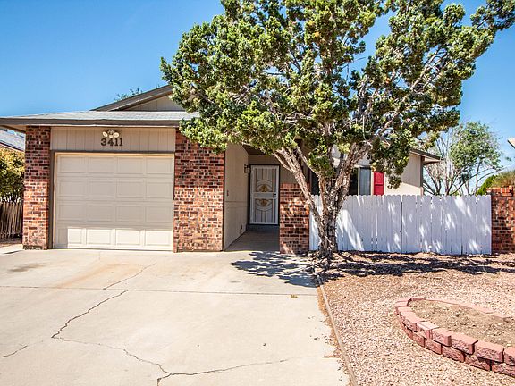 3rd image of 3411 Monterey Cir