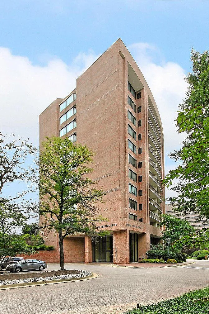 Building Photo - 1805 Crystal Dr #504S