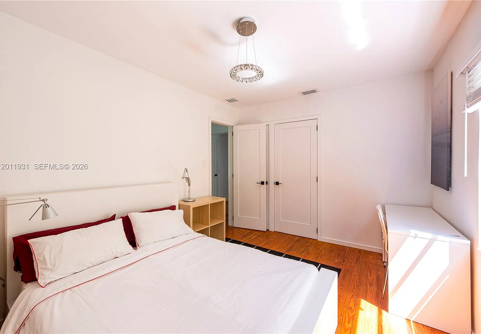 3 bed, 1475 sqft, $4,300 — Photo 2
