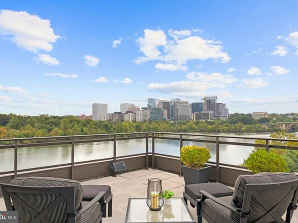 3150 S St NW #Penthouse 2a, Washington, DC 20007