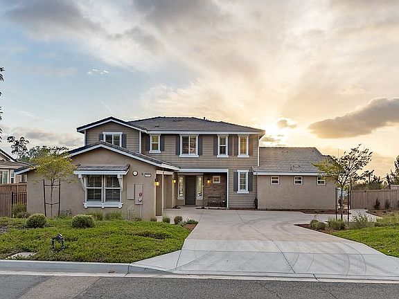 2nd image of 2405 Vista Mountain Dr
