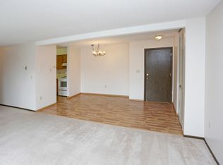 822 Baylis St #754248, Duluth, MN 55811