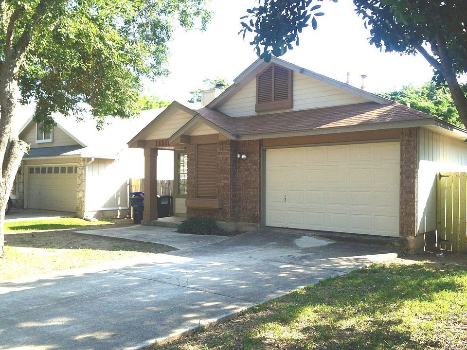 1st image of 15511 Knollforest