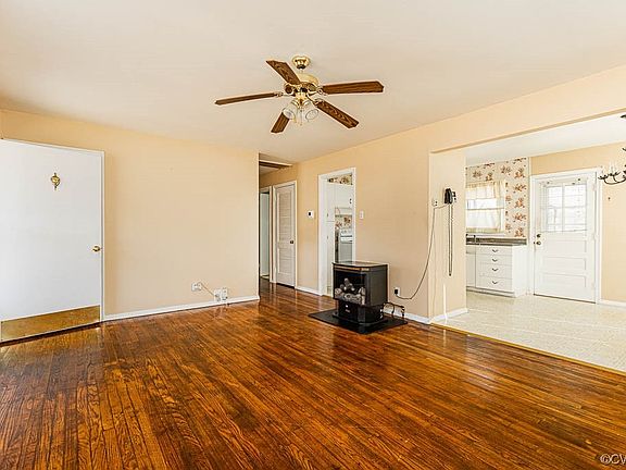 5th image of 408 Raines Ave