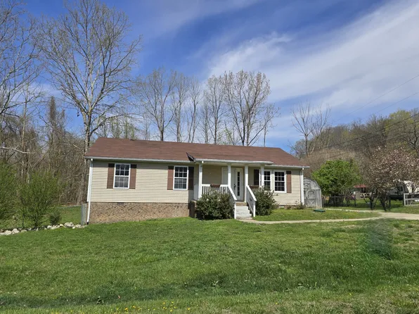1801 Antler Rd, Woodlawn, TN 37191