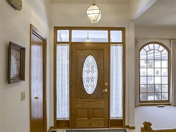 4th image of 2321 Nelsons Creek Dr