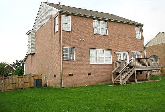 4th image of 104 Chipwood Dr