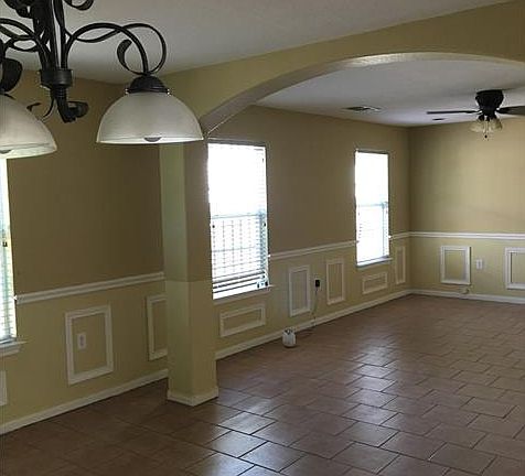 3rd image of 4614 Blue Meadow Dr