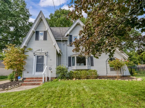 1721 Grant Ave, Cuyahoga Falls, OH 44223