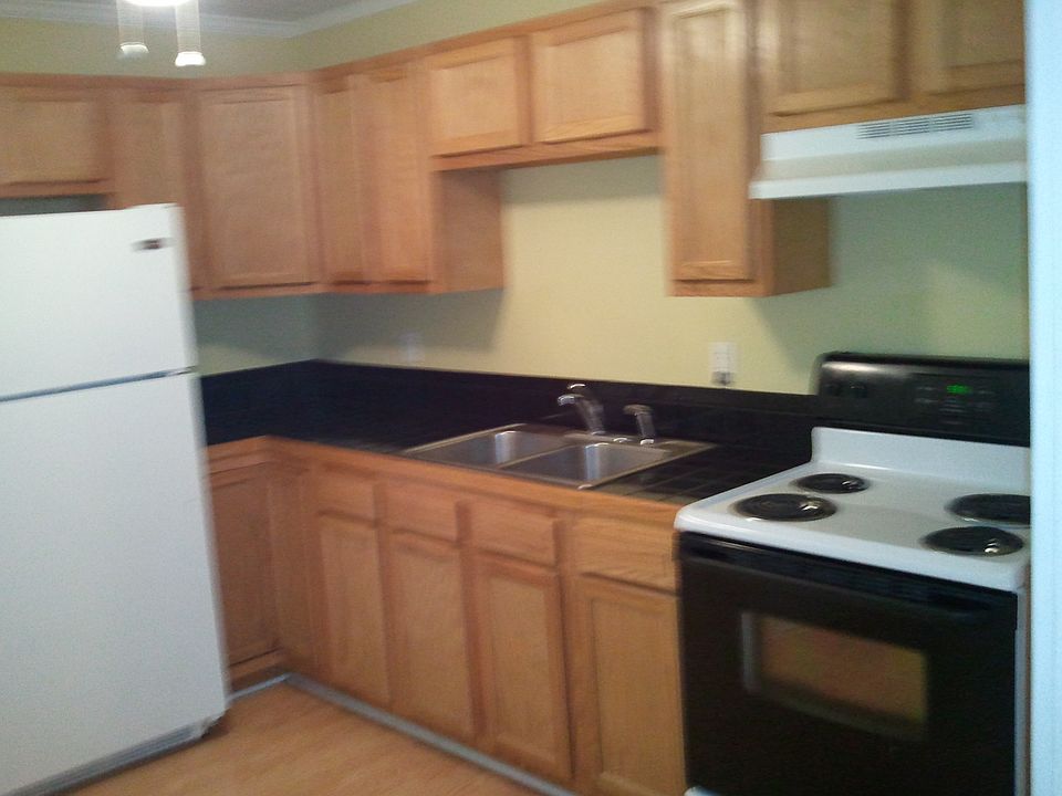 1st image of 608 Henry Ave