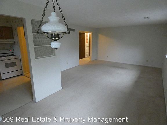 4th image of 1540 W Tiffany Dr APT C