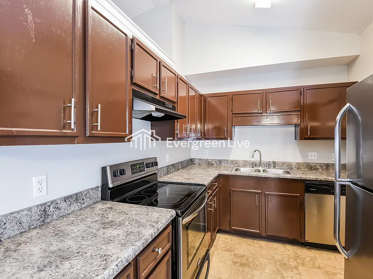 124 Auburnleaf Dr — Photo 4