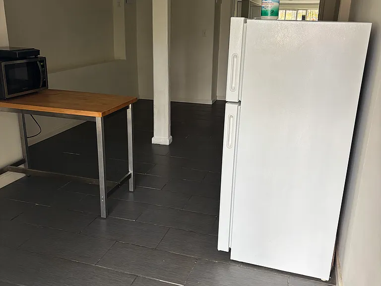 Vale View Dr — Photo 2