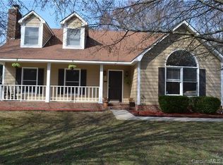 10520 Queensmead Cres, Charlotte, NC 28273