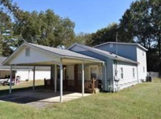 240 3rd Ave, Moundville, AL 35474