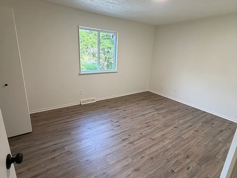 2032 Ayers Dr #2032 — Photo 5