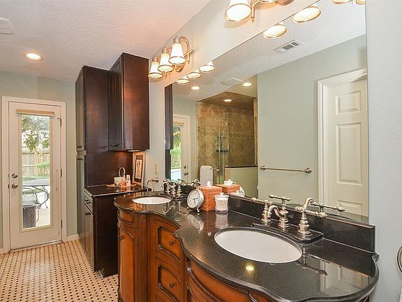 4th image of 20603 Shillington Ct