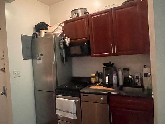 5th image of 414 E 78th St #3R