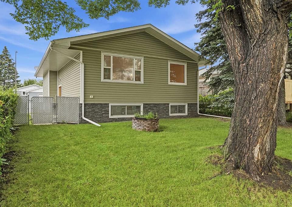 1st image of 3433 S 33a Ave SE