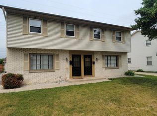 3511 S 99th St #B, Milwaukee, WI 53228
