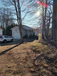 2723 Leo Dr, Greensboro, NC, 27405