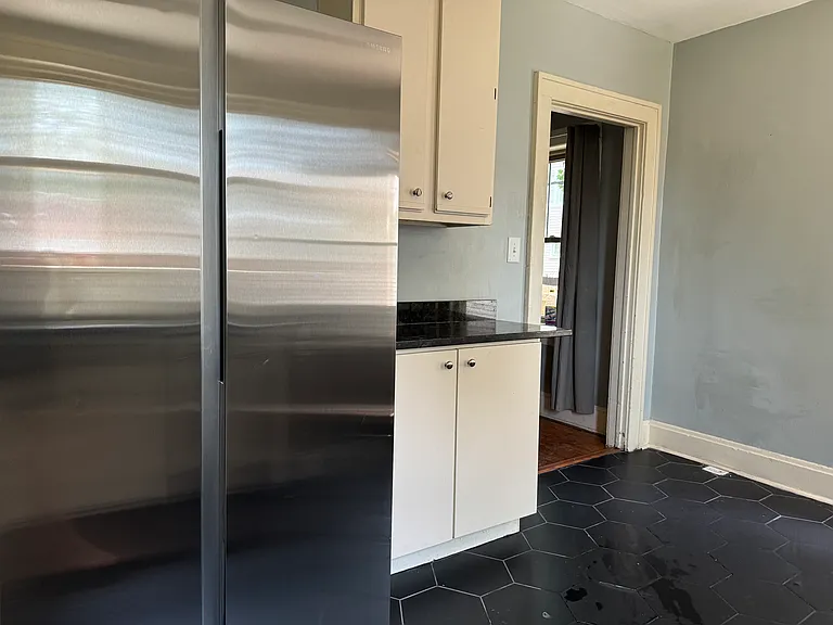 277 E Mithoff St — Photo 15