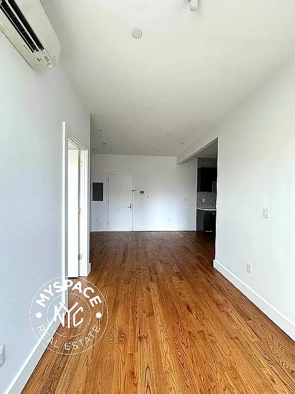 791 Sterling Place — Photo 2