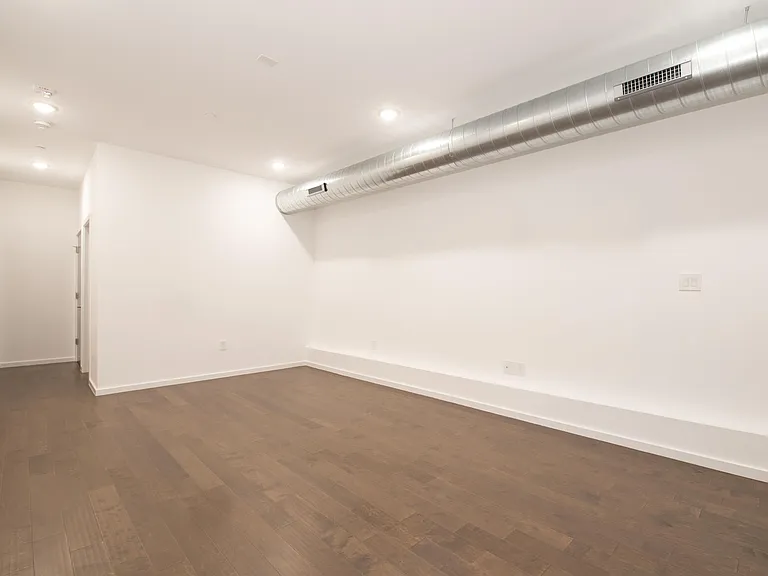 638 Diamond St #2 — Photo 9