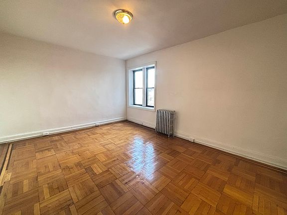 2nd image of 3451 Giles Pl APT K41