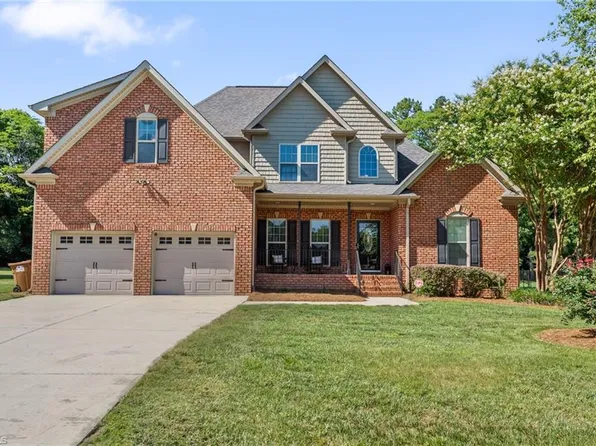 192 Loganberry Ct, Clemmons, NC 27012