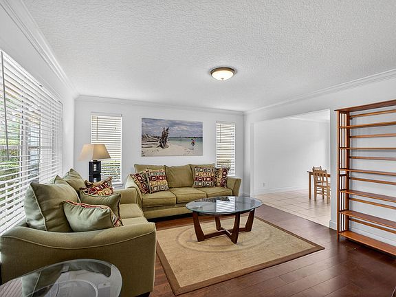 3rd image of 521 W Branch Street