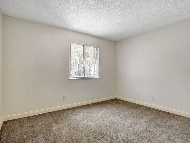 Paradise Square | Apartments For Rent in Las Vegas