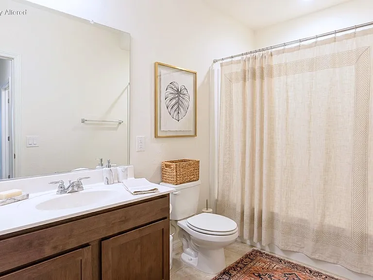 1533 W Sabel Ct — Photo 12