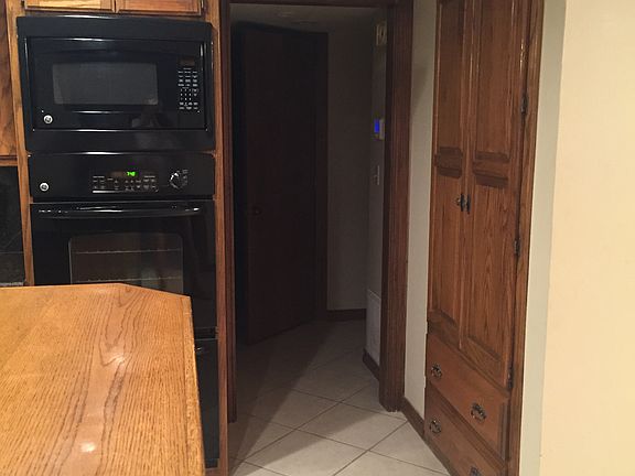 5th image of 1009 Woods Ave