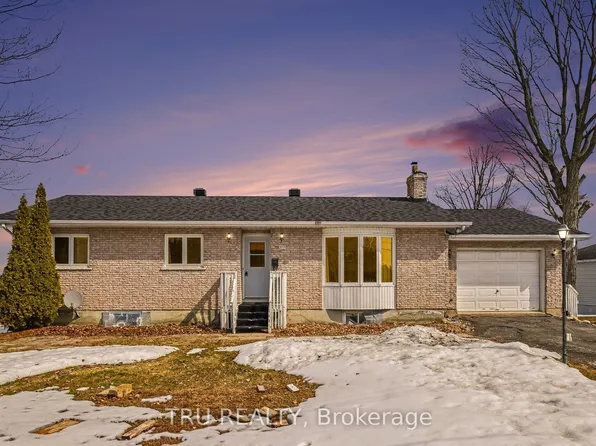 3717 Prudhomme St, Alfred And Plantagenet, ON K0A 3K0