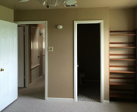 5th image of 4421 Gaines St APT 13