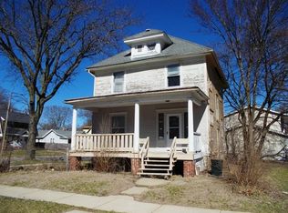 725 Maple St, Rockford, IL 61101