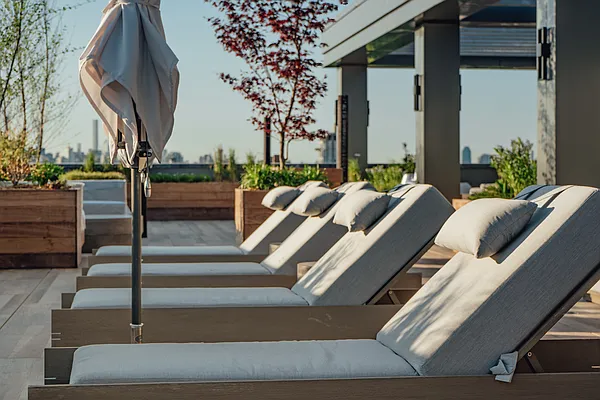 Rented by Nooklyn NYC LLC | media 108