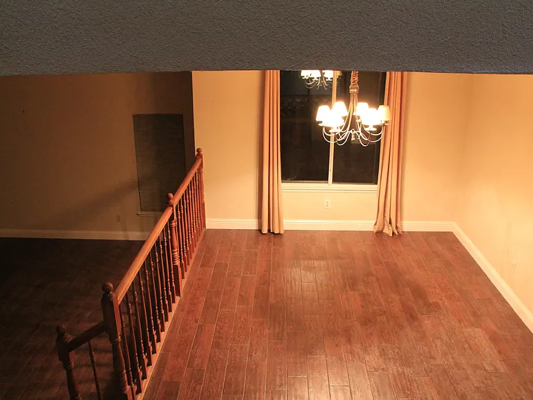 112 Garrett Dr — Photo 9