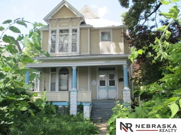 1318 S 25th St, Omaha, NE 68105