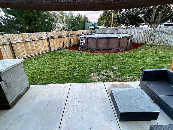 3rd image of 2309 W 6th Ave