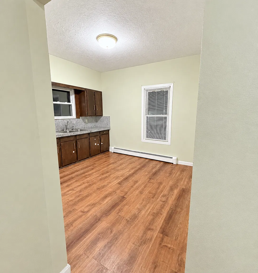 2 bed, 1148 sqft, $1,700 — Photo 3