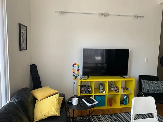 Rented by Carnegie Management Inc | media 9