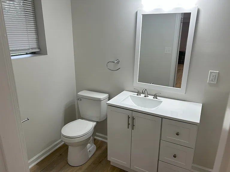 2620 Thornhill Rd NW — Photo 9