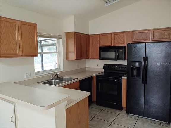 2nd image of 8615 Villa Largo Dr