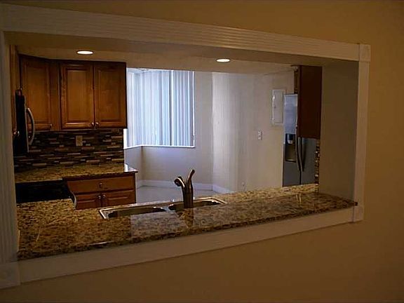 4th image of 1779 SW 81st Way