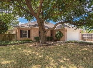 10126 Lanshire Dr, Dallas, TX 75238